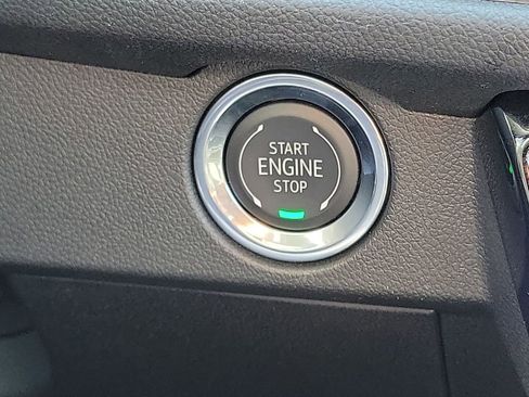 Used 2026 Chevrolet Traverse LT image 16