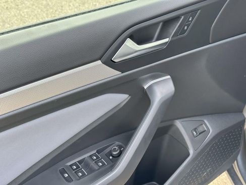 New 2026 Volkswagen Jetta SE image 11