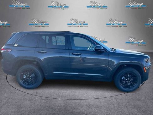 New 2026 Jeep Grand Cherokee Altitude AWD/4WD image 2