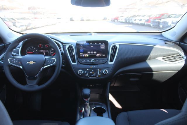 Used 2023 Chevrolet Malibu RS FWD image 17