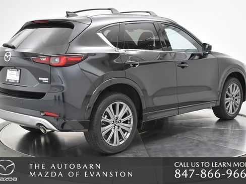 New 2025 MAZDA CX-5 Signature image 17