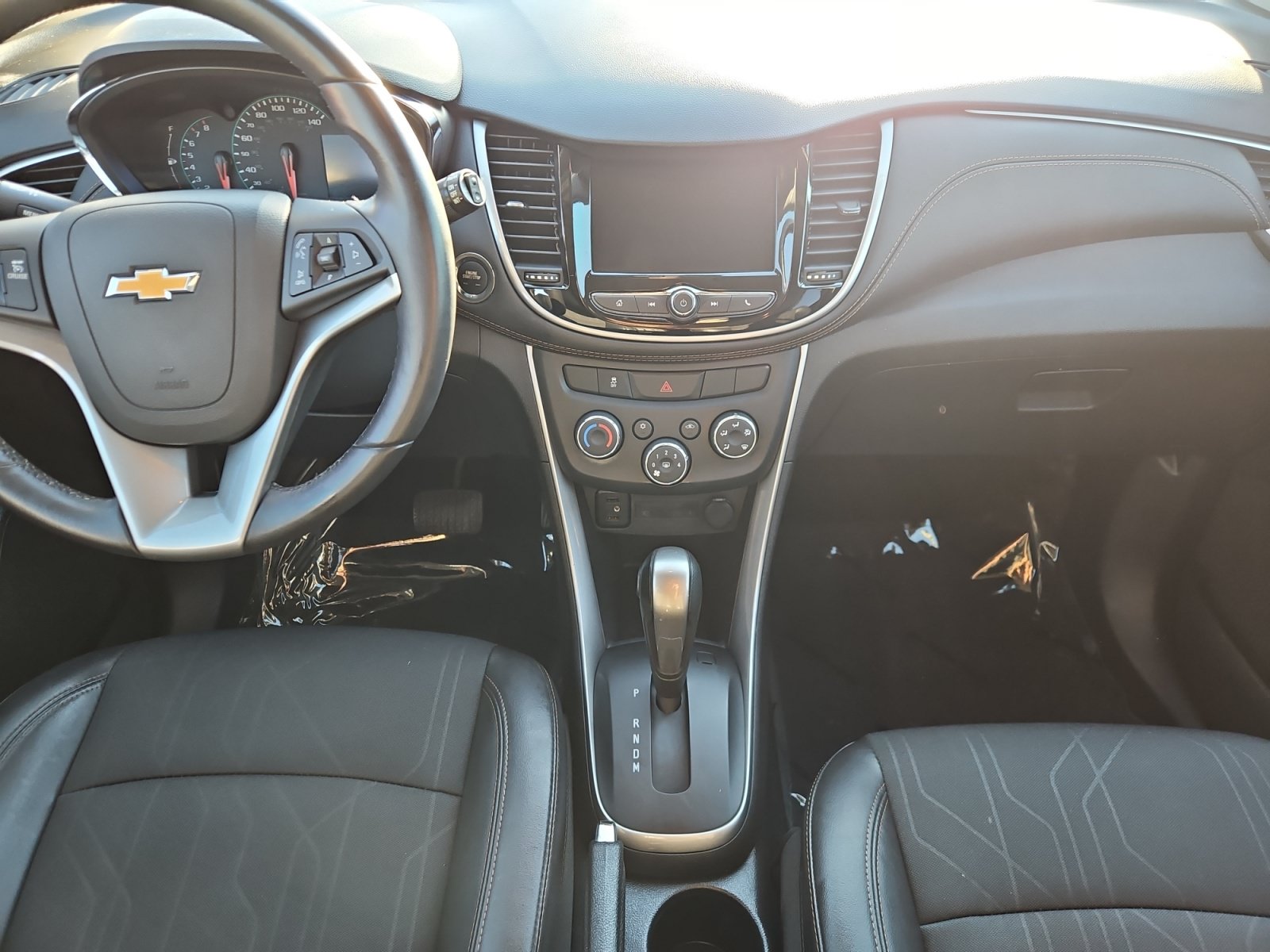 Used 2020 Chevrolet Trax LT w/ LT Convenience Package AWD/4WD image 12