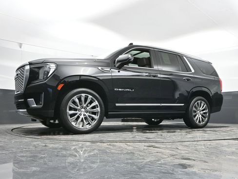 Used 2023 GMC Yukon Denali w/ Denali Reserve Package image 50