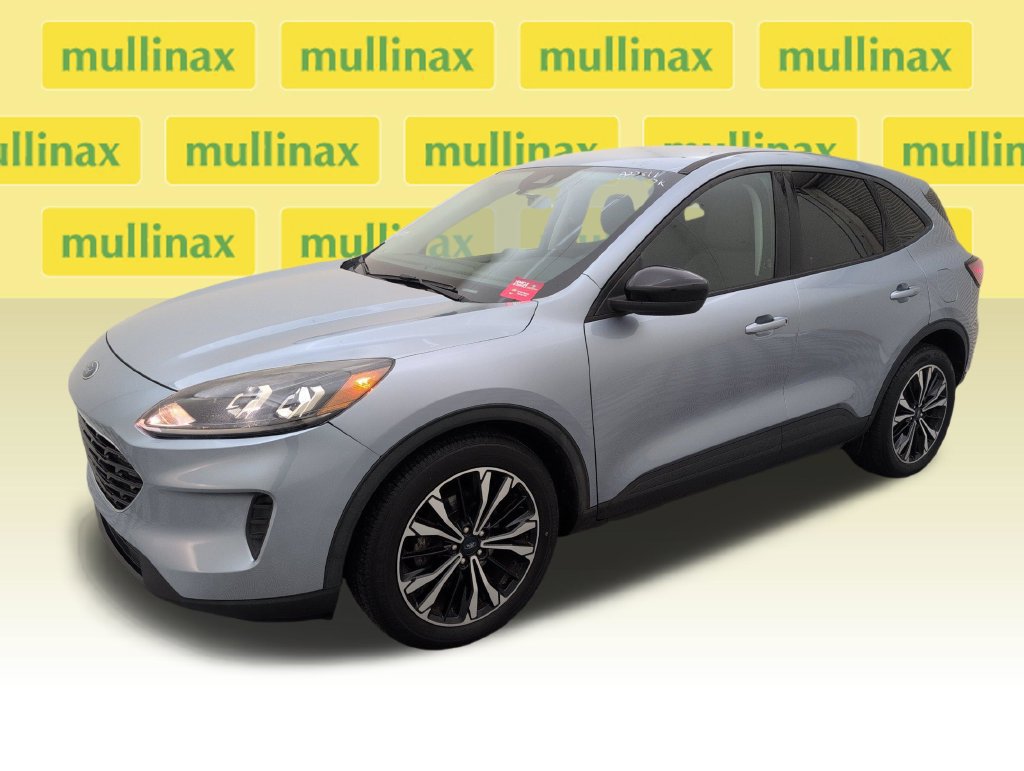 Used 2022 Ford Escape SE w/ SE Sport Appearance Package FWD image 11