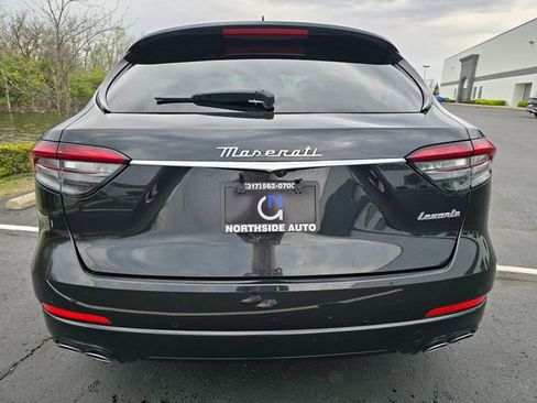 Used 2023 Maserati Levante GT AWD/4WD image 7