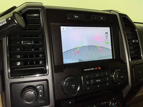 Used 2018 Ford F150 XLT w/ Equipment Group 302A Luxury AWD/4WD image 23