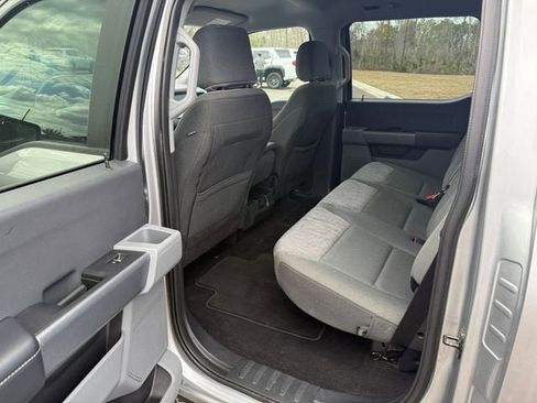 Used 2023 Ford F150 XLT image 6
