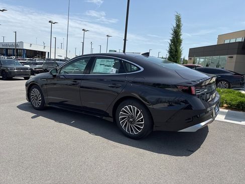 New 2025 Hyundai Sonata SEL image 5