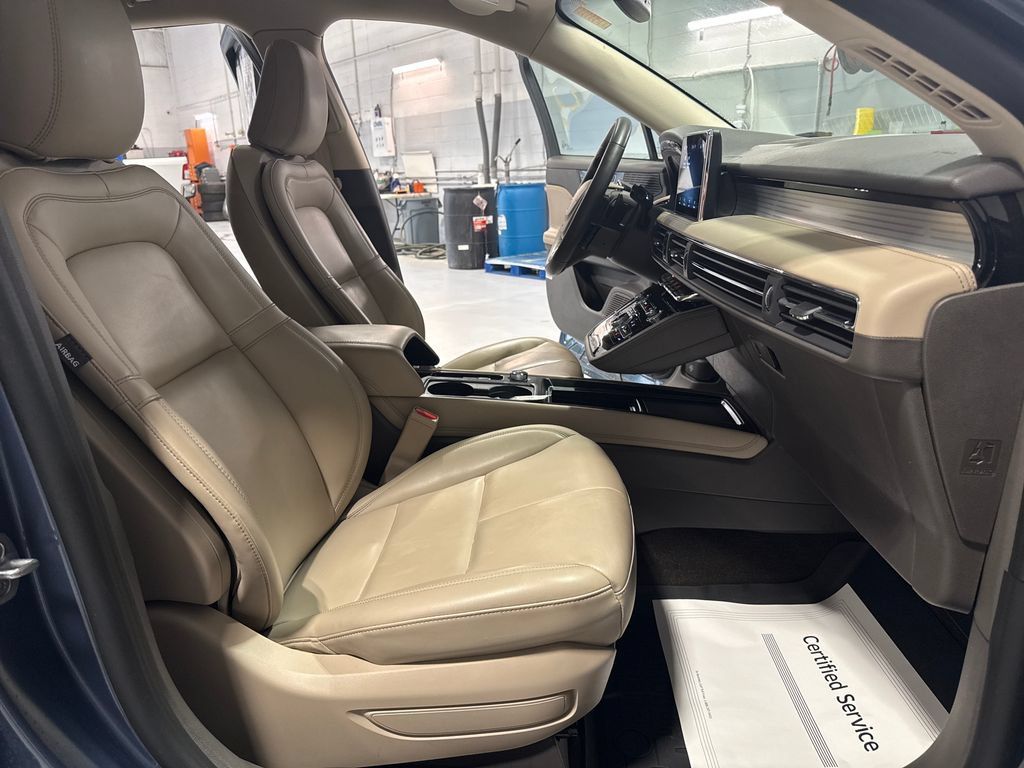 Used 2022 Lincoln Corsair FWD image 31