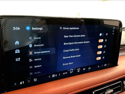 Used 2025 Lincoln Aviator Reserve w/ Illumination Package image 40