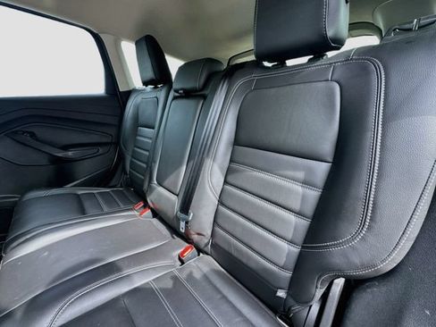 Used 2017 Ford Escape SE w/ SE Leather Comfort Package AWD/4WD image 22