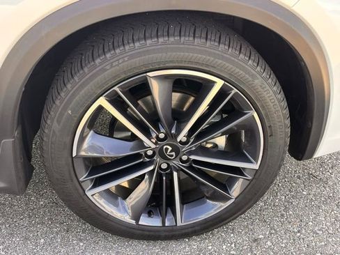 Certified 2025 INFINITI QX50 Sport image 30