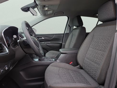 Used 2024 Chevrolet Equinox LT FWD image 14