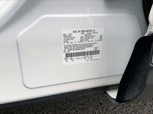 Used 2021 Lincoln Nautilus FWD w/ Equipment Group 101A image 37