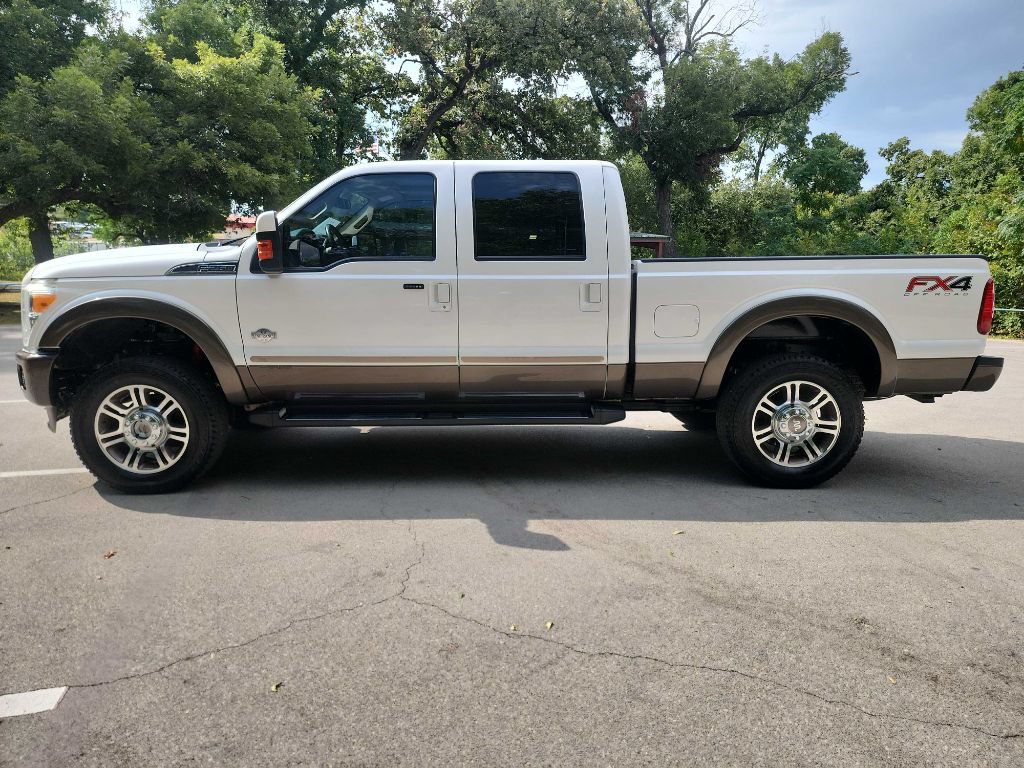 Used 2016 Ford F250 King Ranch w/ FX4 Off-Road Package AWD/4WD image 5