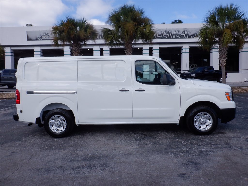 Used 2021 Nissan NV 1500 SV RWD image 1