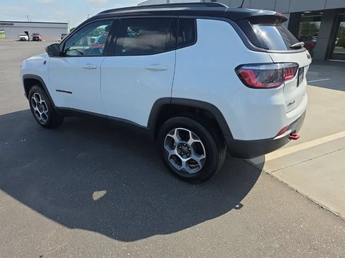 Used 2022 Jeep Compass Trailhawk AWD/4WD image 3