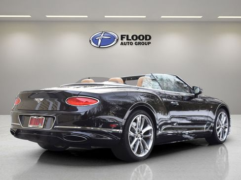 Used 2020 Bentley Continental GT image 7