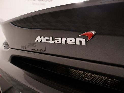 Used 2017 McLaren 570S image 14