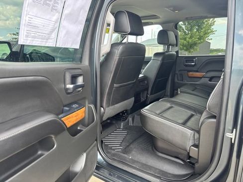 Used 2017 Chevrolet Silverado 1500 High Country w/ High Desert Package AWD/4WD image 18