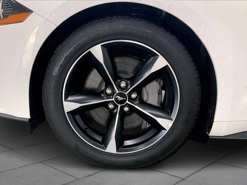 Used 2022 Ford Mustang GT w/ Equipment Group 301A image 9