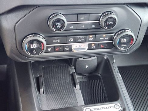 New 2026 Ford Bronco Outer Banks AWD/4WD image 19