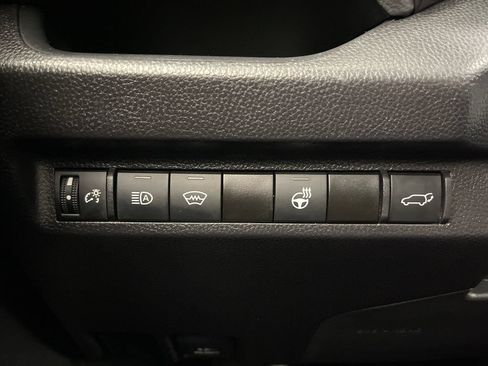 Certified 2025 Toyota RAV4 XLE w/ Convenience Package FWD image 28