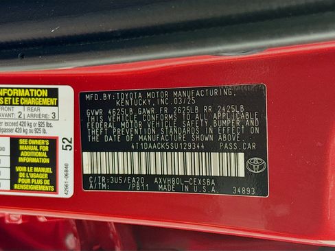 Used 2025 Toyota Camry SE image 68