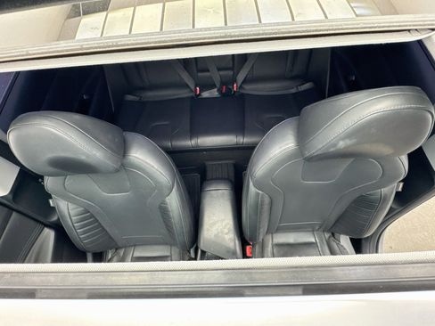 Used 2023 Hyundai Elantra Limited FWD image 14