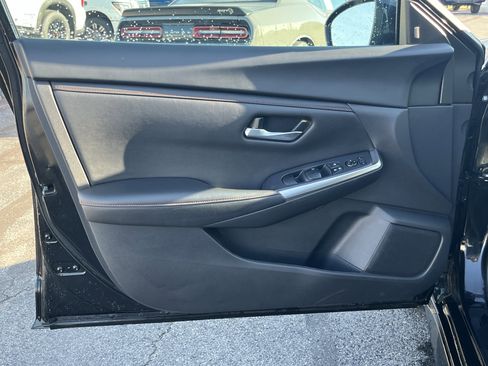 Used 2024 Nissan Sentra SR image 17