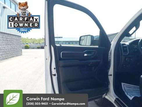 Used 2025 RAM 1500 Big Horn AWD/4WD image 10