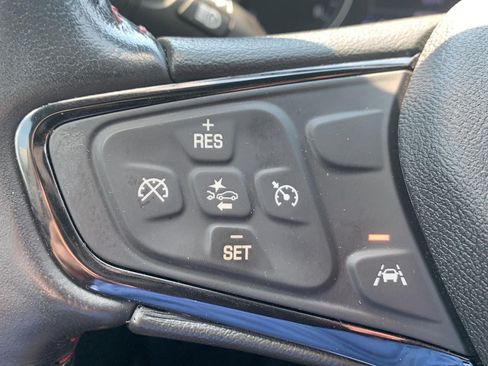 Used 2022 Chevrolet Equinox RS w/ LPO, Floor Liner Package AWD/4WD image 10