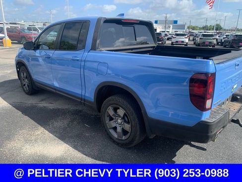 Used 2025 Honda Ridgeline TrailSport image 4