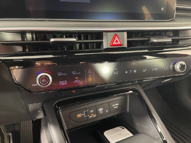 New 2026 Kia K5 GT-Line AWD/4WD image 6