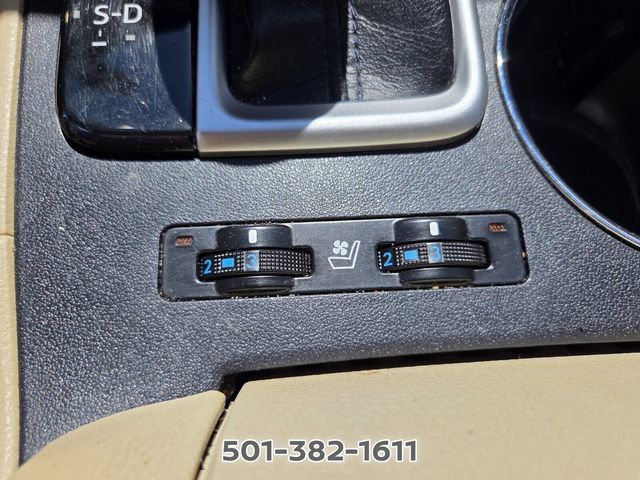 Used 2019 Toyota Highlander Limited Platinum FWD image 33