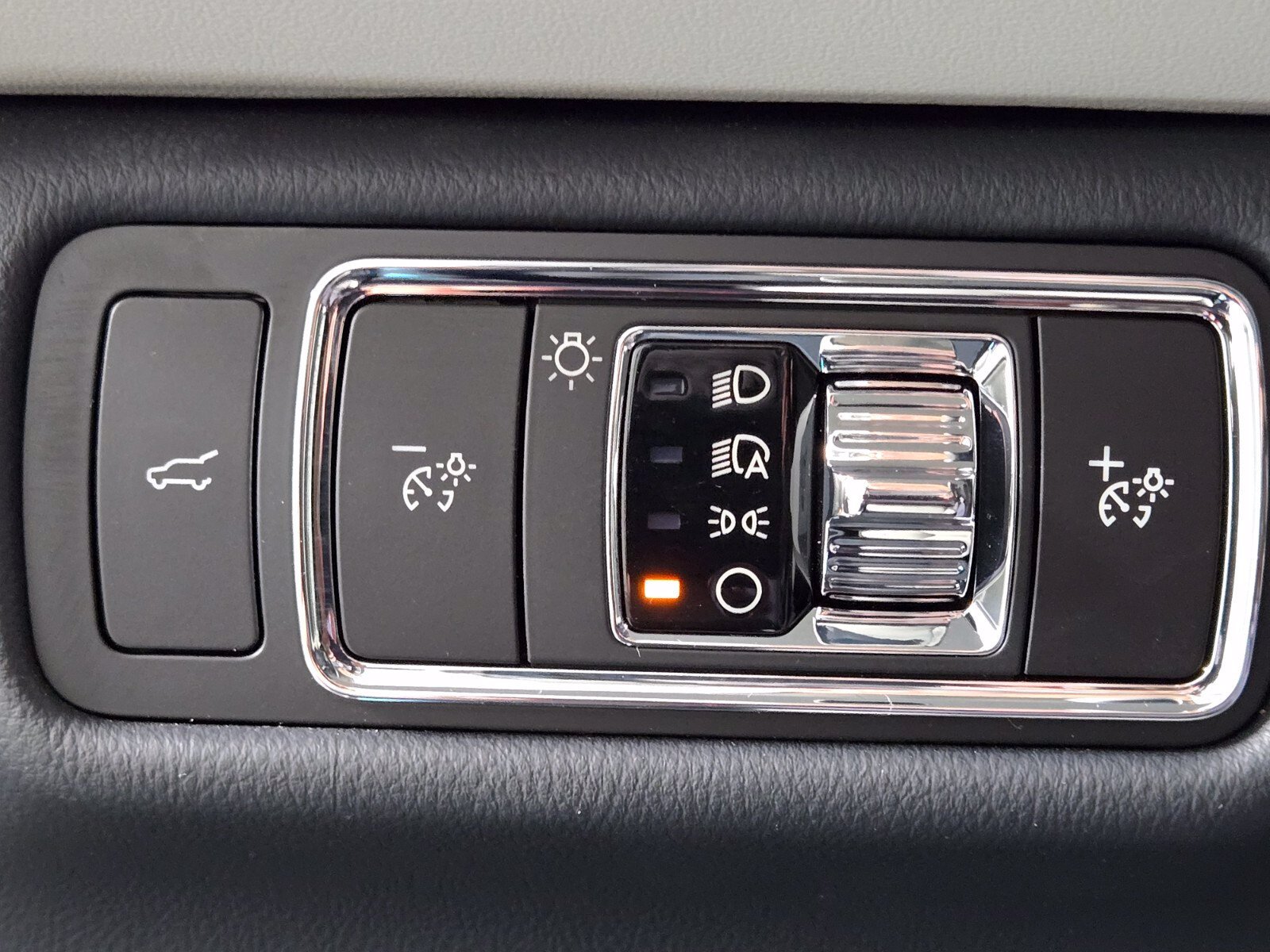 New 2026 Lincoln Aviator AWD w/ Jet Appearance Package image 27