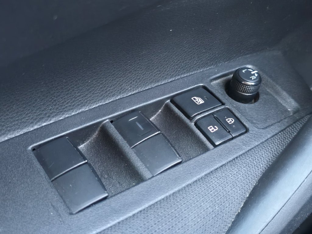 Certified 2022 Toyota Corolla LE w/ Carpet Mat Package (TMS) FWD image 22