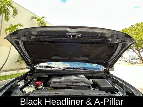 Used 2023 Nissan Titan SV w/ SV Convenience Package image 28