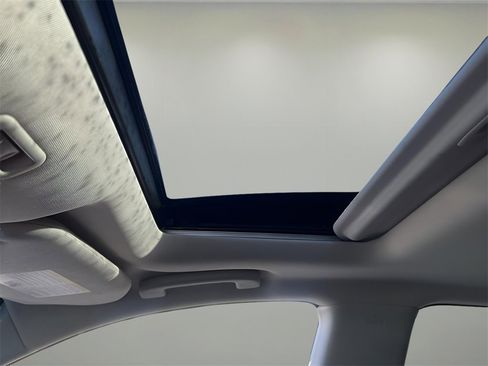 Used 2015 Nissan Pathfinder Platinum image 27