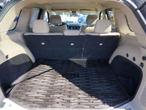 Used 2020 Jeep Grand Cherokee Laredo image 27