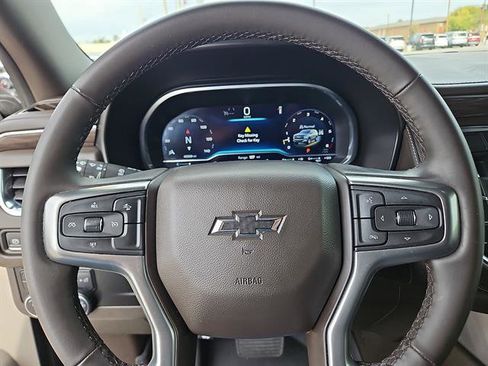 Used 2023 Chevrolet Tahoe Z71 image 17