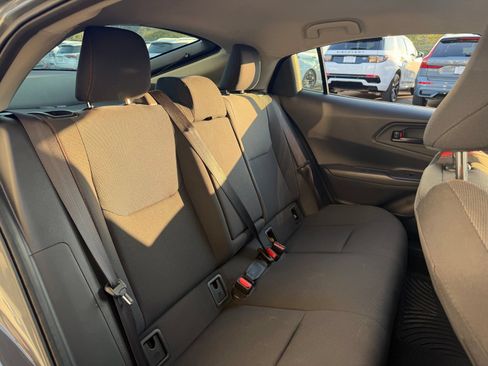 Used 2024 Toyota Prius Prime FWD image 17