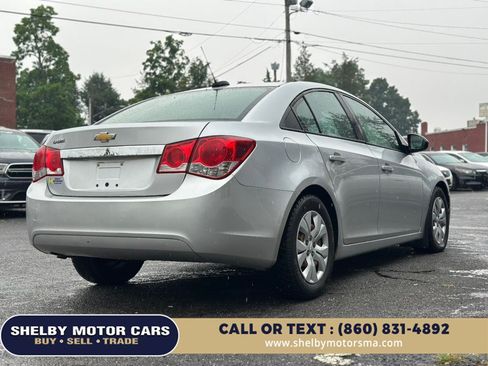 Used 2015 Chevrolet Cruze LS FWD image 5