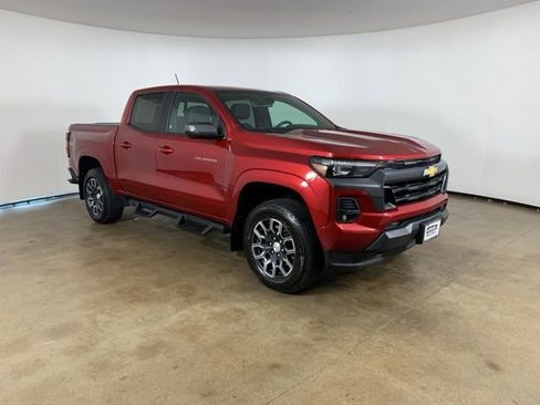 Used 2024 Chevrolet Colorado LT w/ LT Convenience Package III AWD/4WD image 5