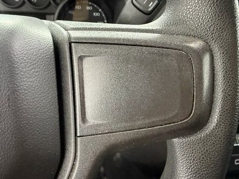 Used 2020 Chevrolet Silverado 1500 Custom w/ Custom Value Package image 13