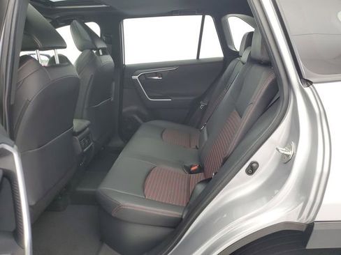 Used 2025 Toyota RAV4 XSE AWD/4WD image 14