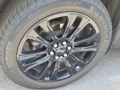 Used 2023 GMC Acadia SLT w/ Elevation Edition AWD/4WD image 4