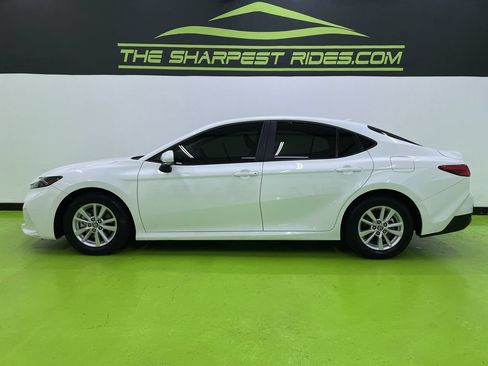 Used 2025 Toyota Camry LE FWD image 6
