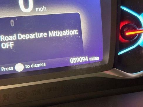Used 2021 Honda Pilot Elite image 16