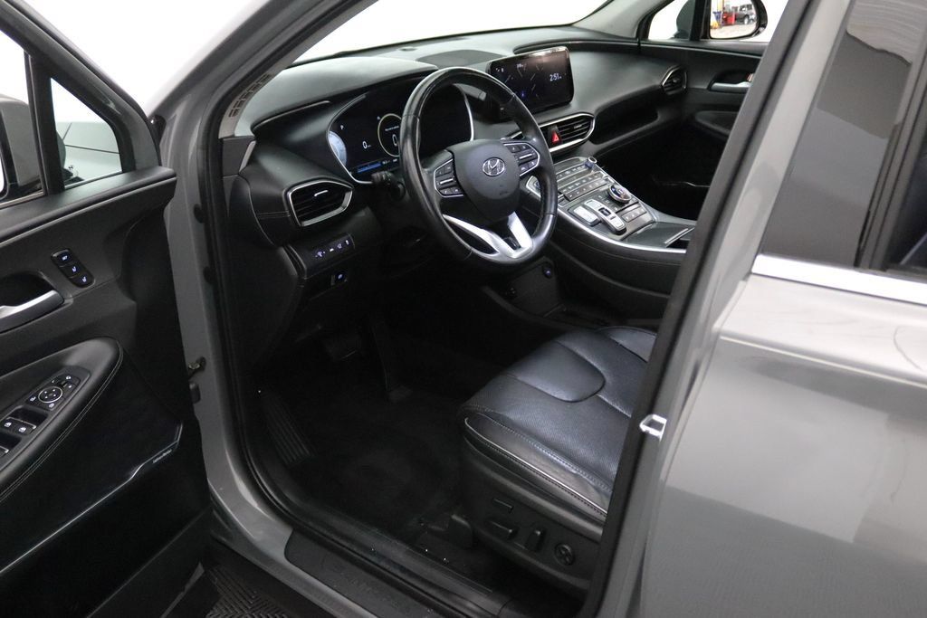 Used 2022 Hyundai Santa Fe Limited AWD/4WD image 17